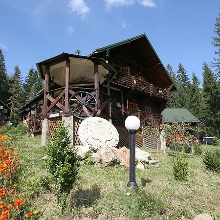 Chalet Flery Aparthotel Migovo Exteriör bild